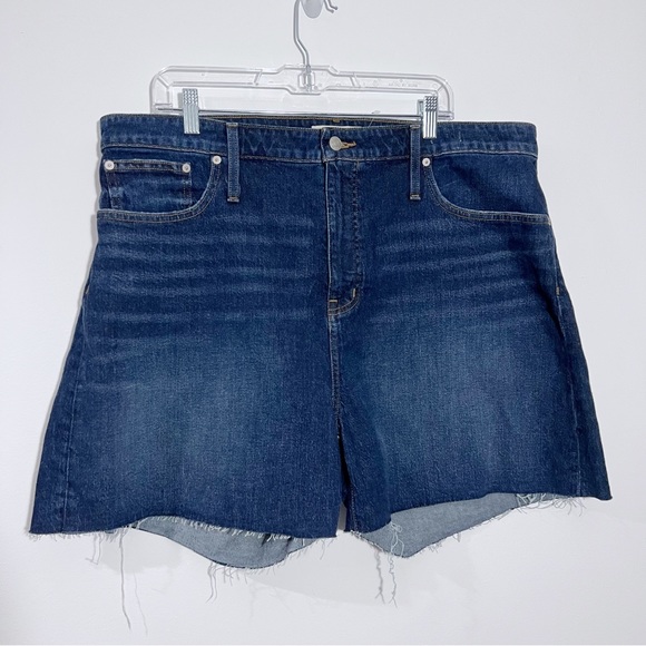 Madewell Curvy High-Rise Denim Shorts in Canterdale Wash Size 20 (W35) - Picture 2 of 13